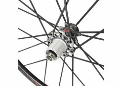FULCRUM ROUES RACING 0 CARBON DISC 6 FULCRUM ROUES RACING 0 CARBON DISC -Vélos Soldes Magasin fulcrum roues racing 0 carbon disc 1 2